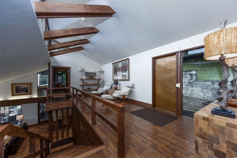 163 View Road Glenville, NC 28736