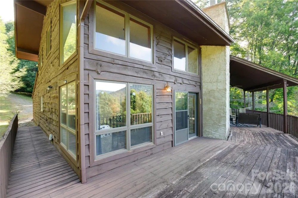 300 Buck Drive Hot Springs, NC 28743