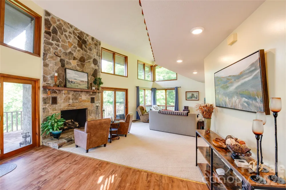 300 Buck Drive Hot Springs, NC 28743