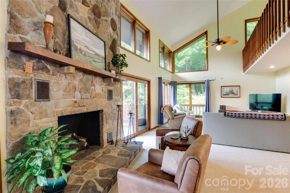 300 Buck Drive Hot Springs, NC 28743