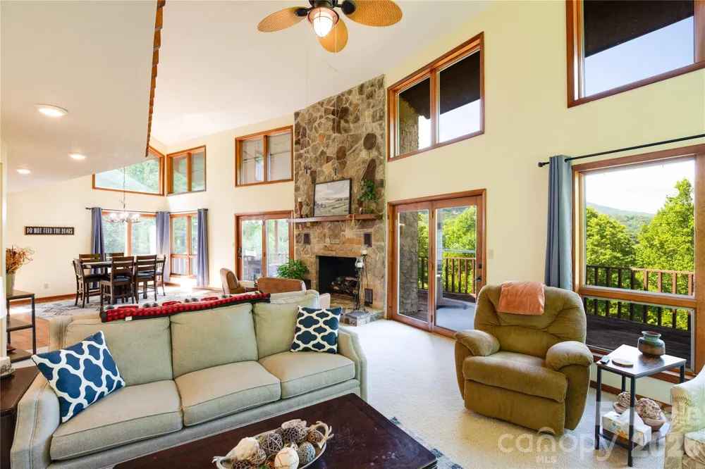 300 Buck Drive Hot Springs, NC 28743