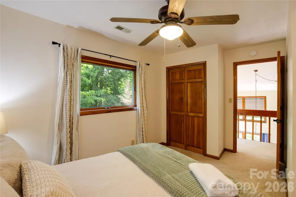 300 Buck Drive Hot Springs, NC 28743