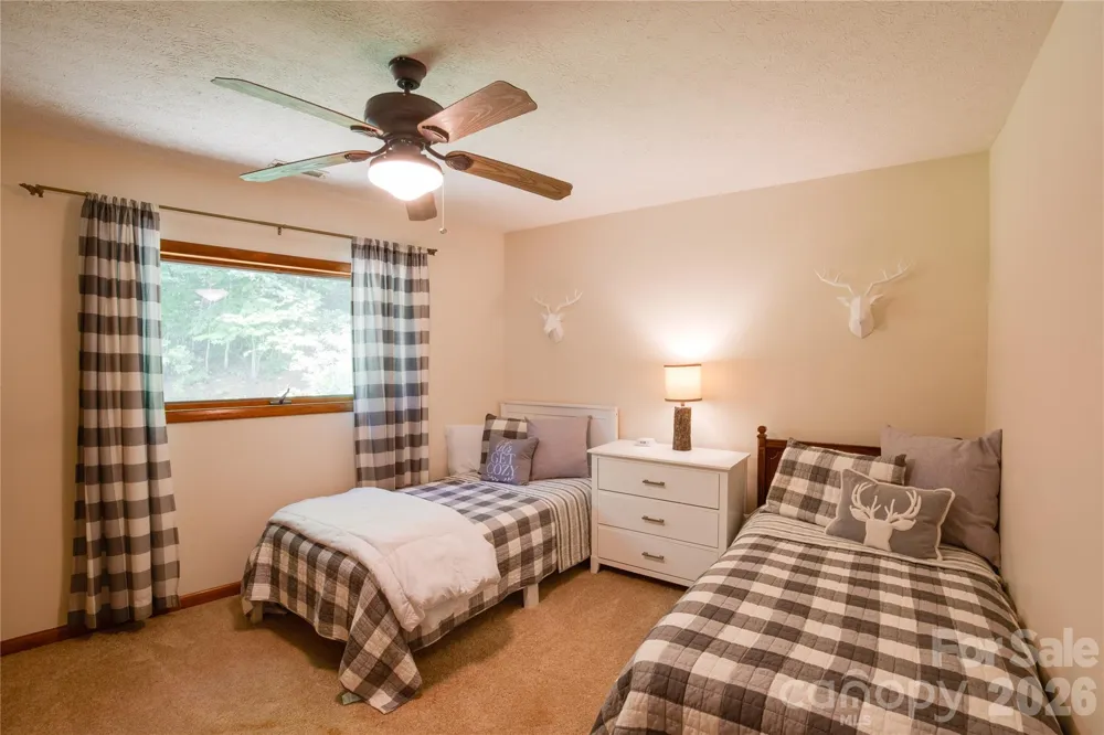 300 Buck Drive Hot Springs, NC 28743