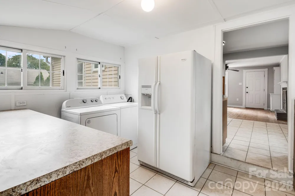 839 Kanuga Road Hendersonville, NC 28739
