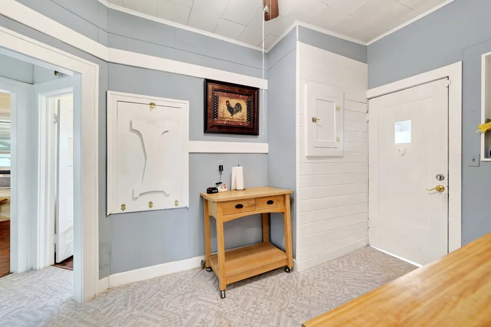 205 Wykagyl Street Kaufman, TX 75142