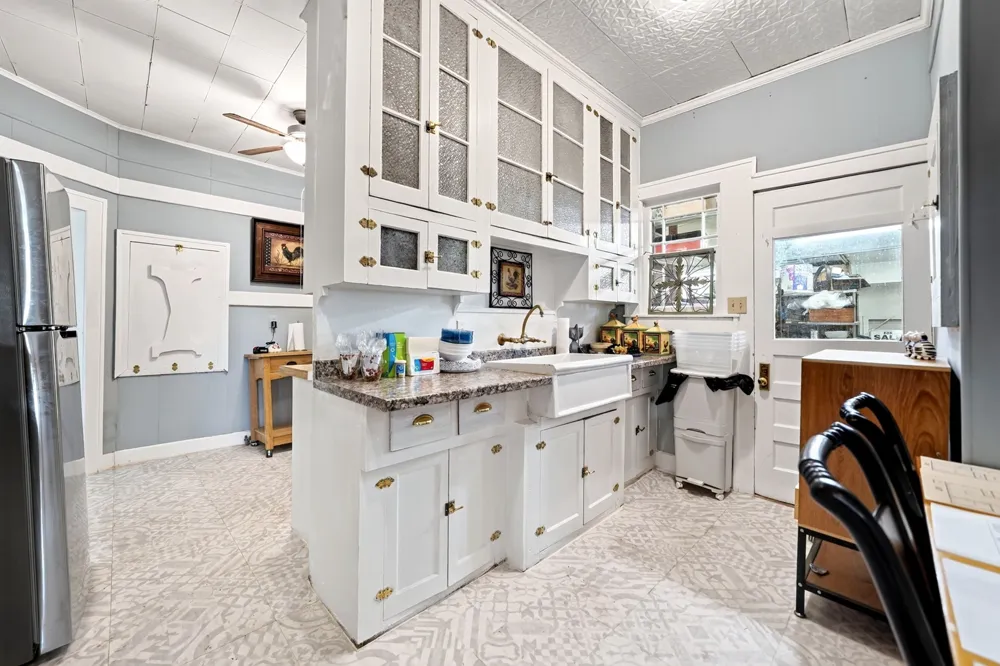 205 Wykagyl Street Kaufman, TX 75142