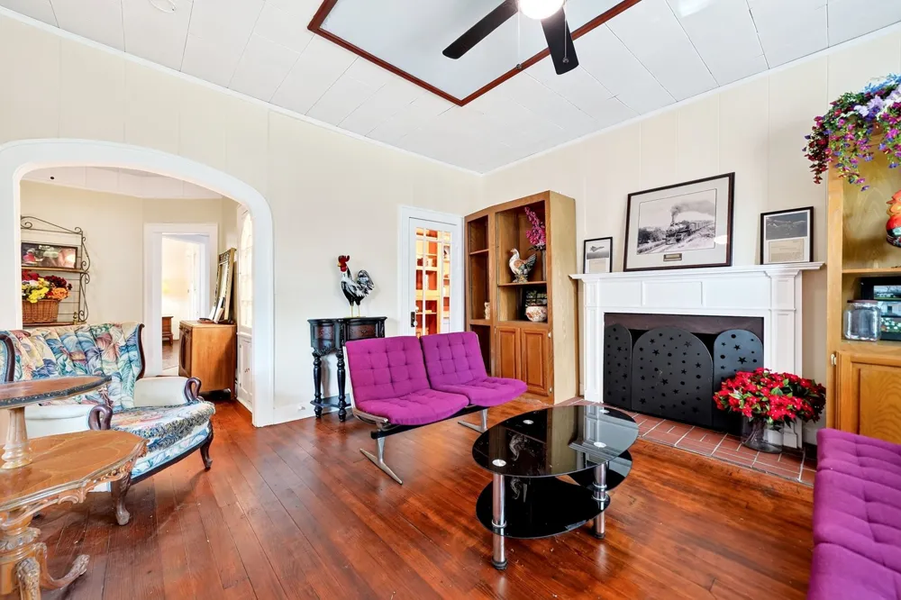 205 Wykagyl Street Kaufman, TX 75142