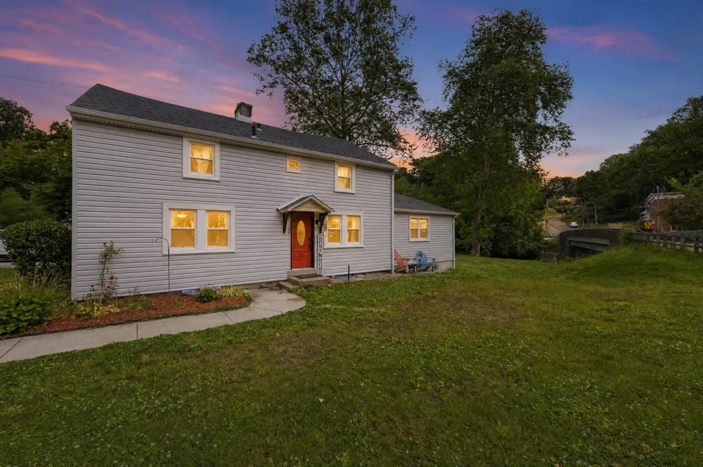 599 BISHOP AVENUE Springfield, PA 19064
