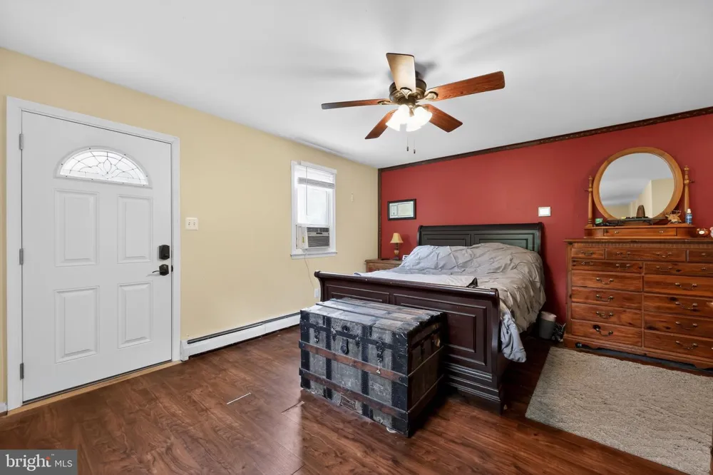 599 BISHOP AVENUE Springfield, PA 19064