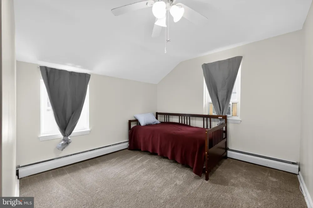 599 BISHOP AVENUE Springfield, PA 19064