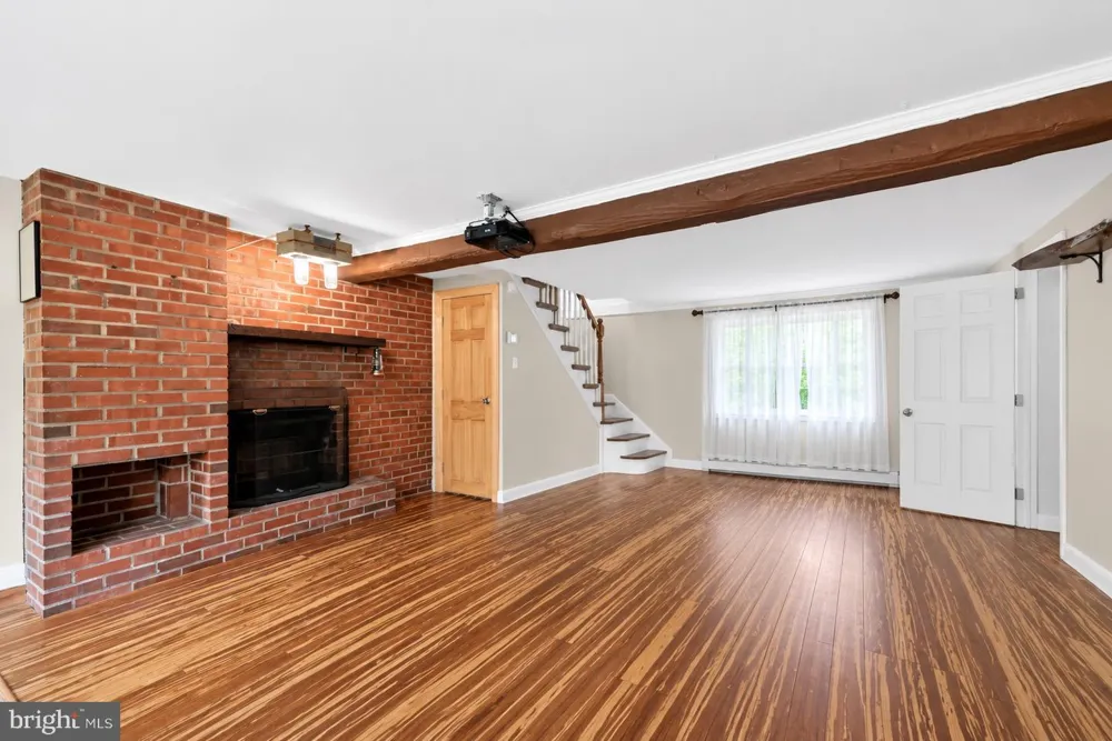 599 BISHOP AVENUE Springfield, PA 19064