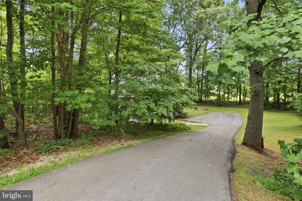 9 ROCKLAND WAY Glenmoore, PA 19343