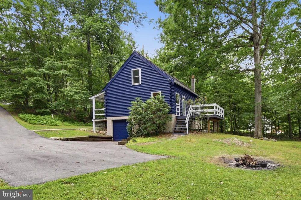 9 ROCKLAND WAY Glenmoore, PA 19343