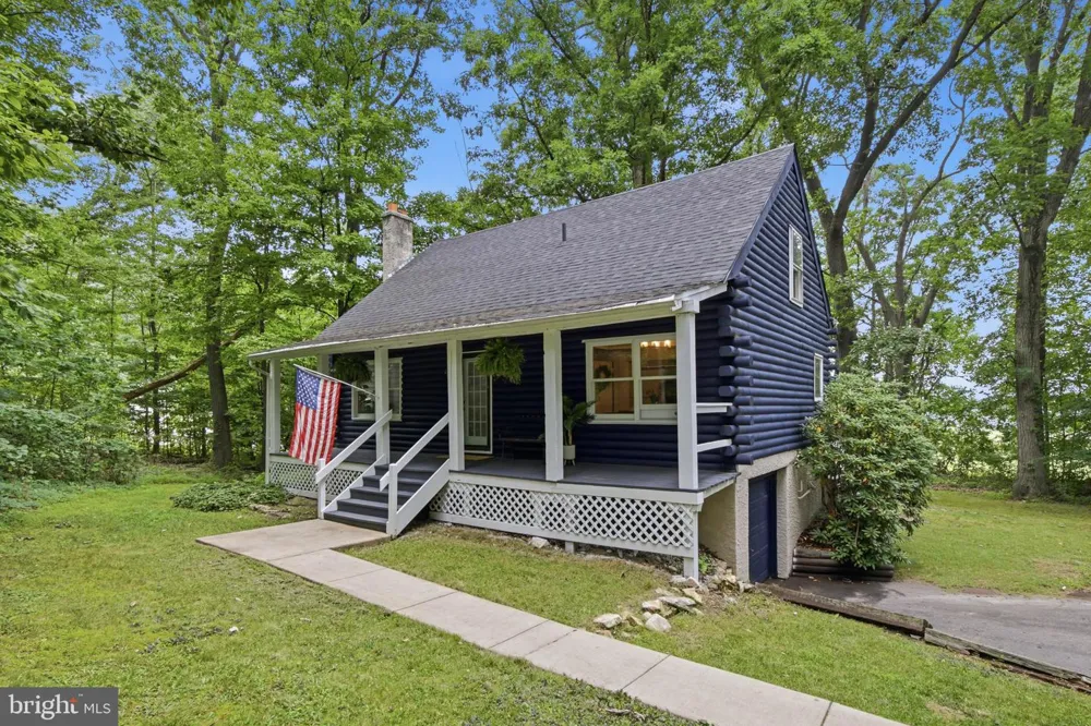 9 ROCKLAND WAY Glenmoore, PA 19343