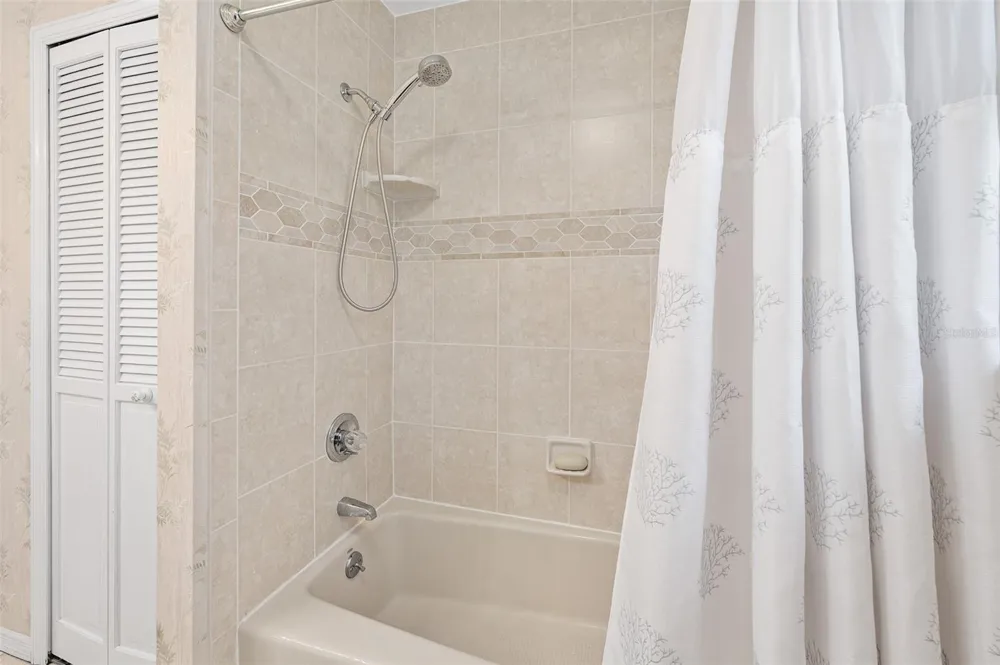 43 WINDING CREEK WAY Ormond Beach, FL 32174