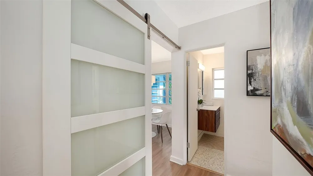 2719 TEMPLE STREET Sarasota, FL 34239