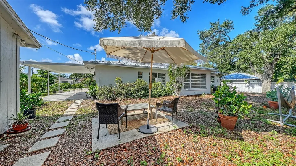 2719 TEMPLE STREET Sarasota, FL 34239