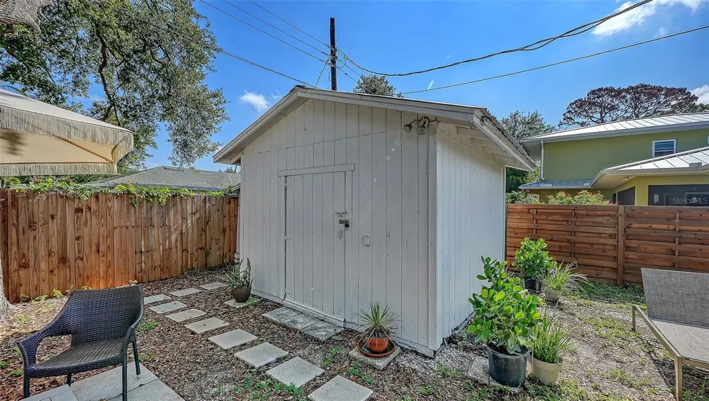 2719 TEMPLE STREET Sarasota, FL 34239