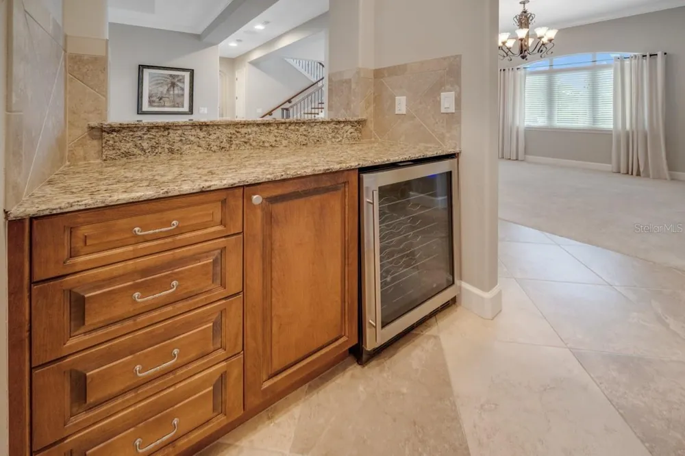 5918 BAHAMA SHORES DRIVE S St Petersburg, FL 33705