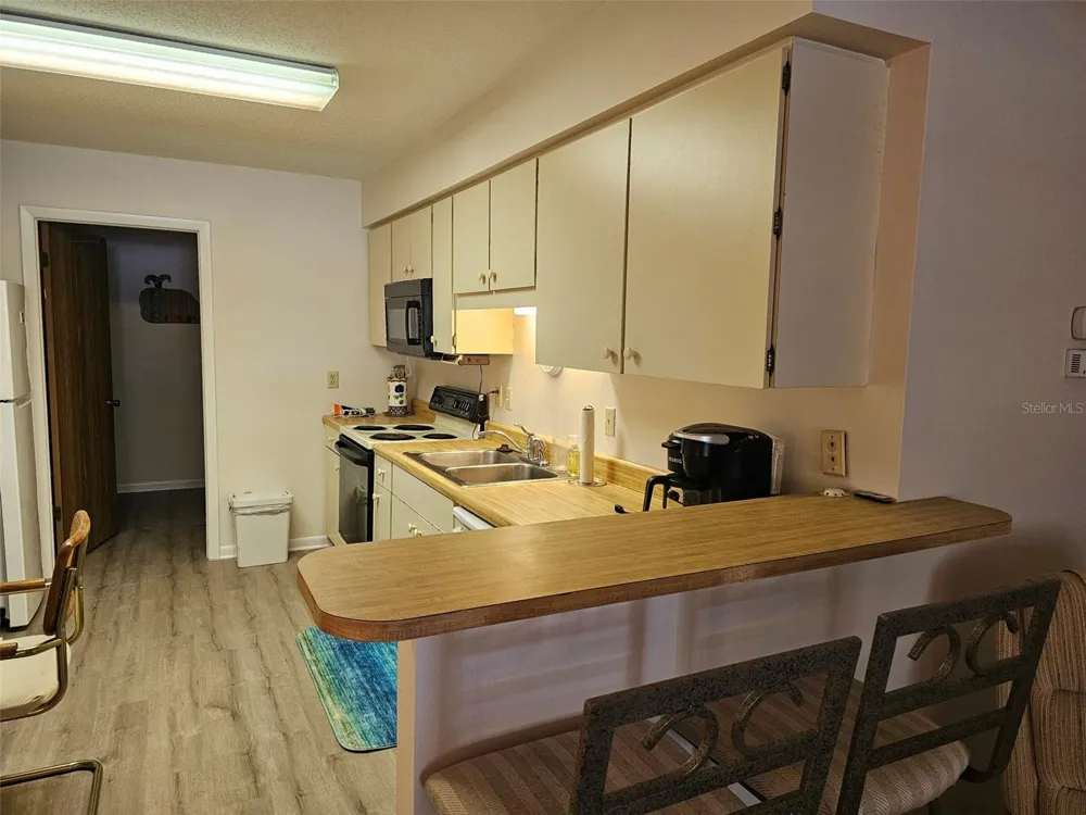 4132 66TH STREET CIRCLE W Bradenton, FL 34209