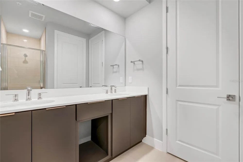 7740 SANDY RIDGE DRIVE #241 BLDG 44 Reunion, FL 34747