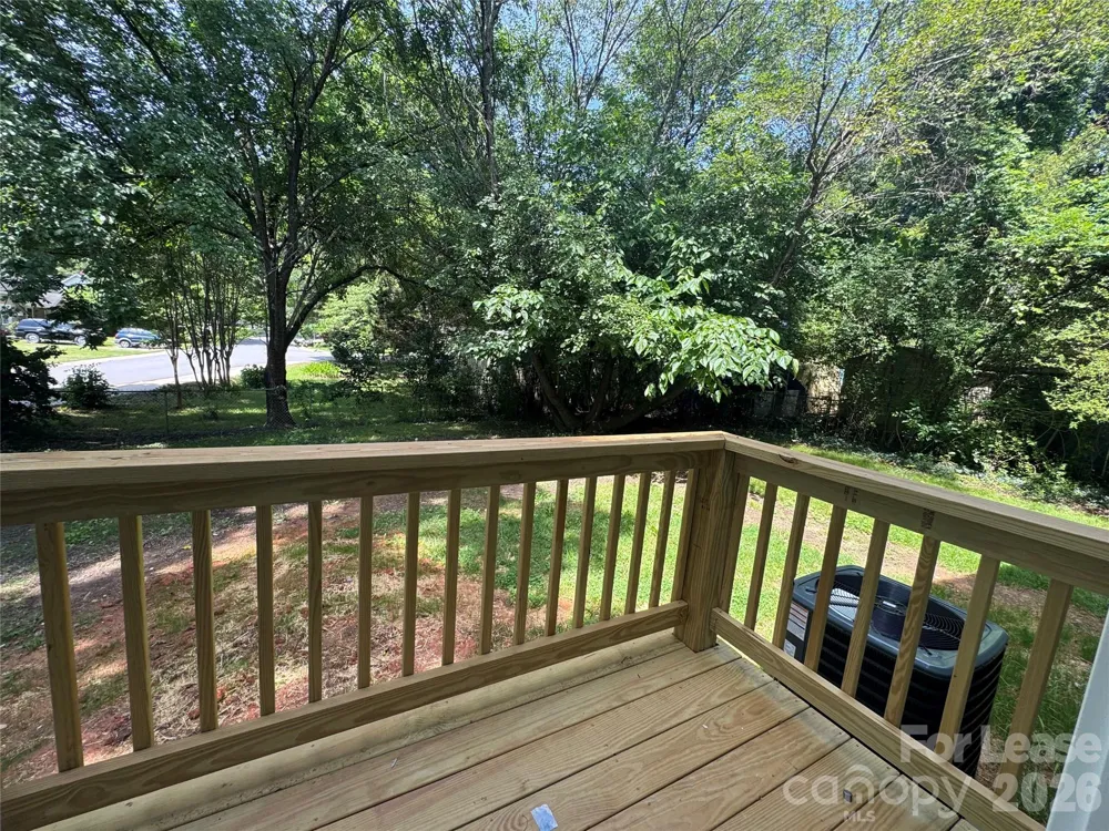 331 E Lowrance Avenue Mooresville, NC 28115