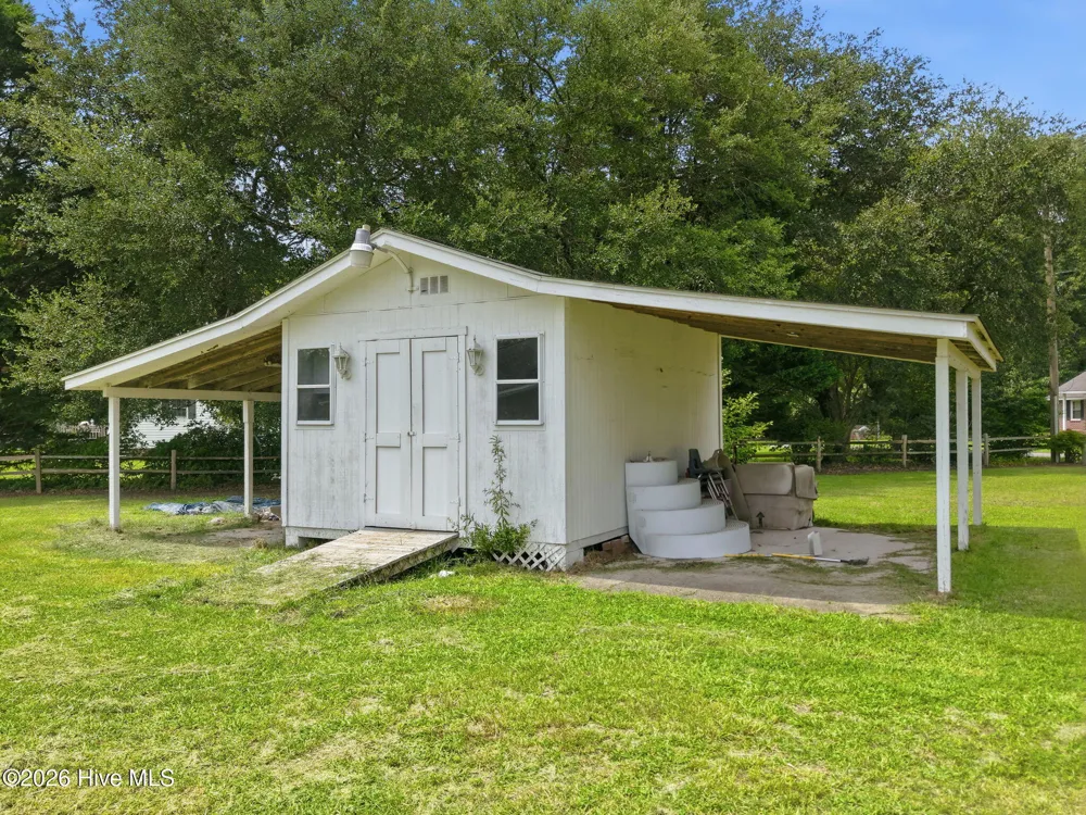 3300 Us Highway 17 Williamston, NC 27892