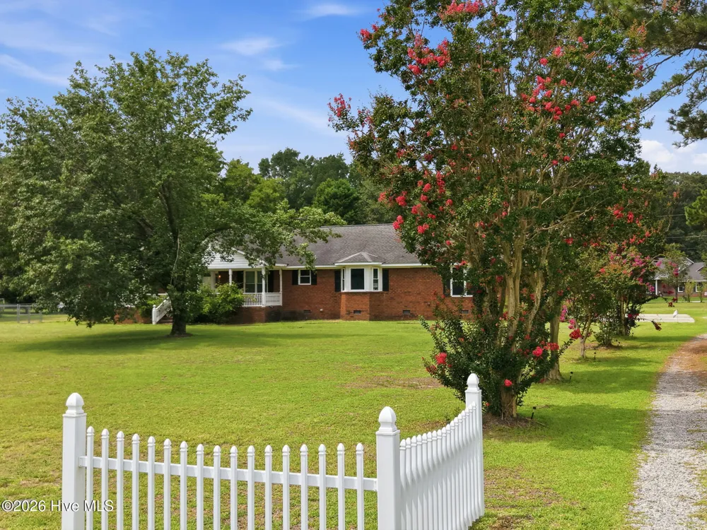 3300 Us Highway 17 Williamston, NC 27892