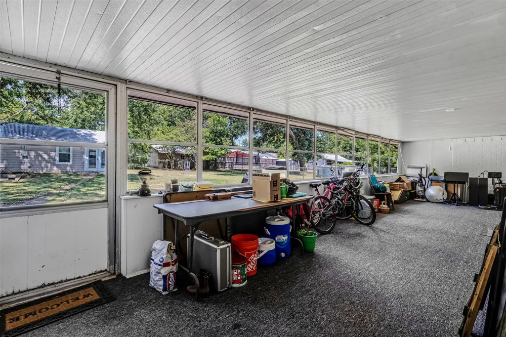 112 Oak Drive Terrell, TX 75160