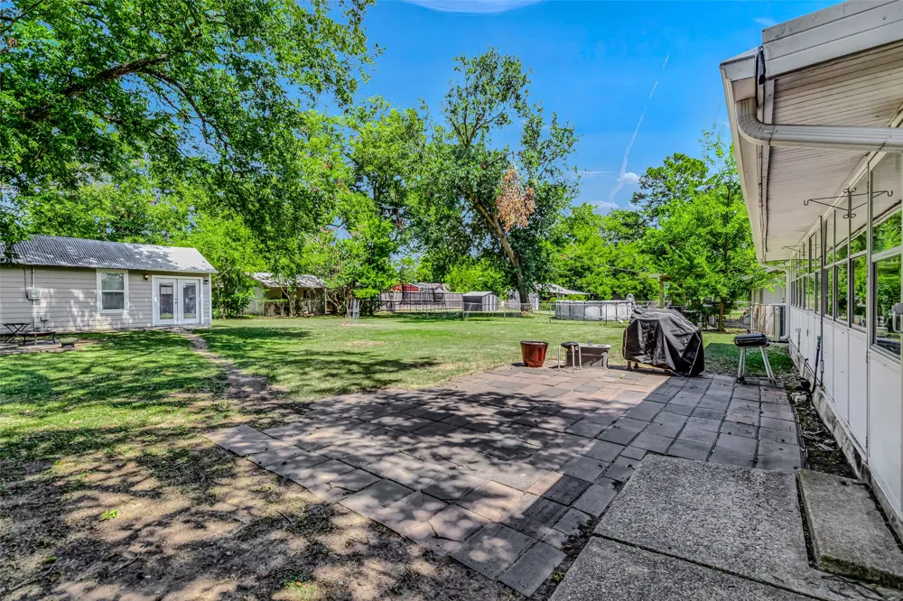 112 Oak Drive Terrell, TX 75160