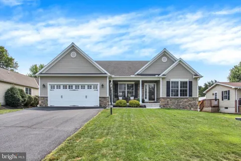 607 HERITAGE DRIVE