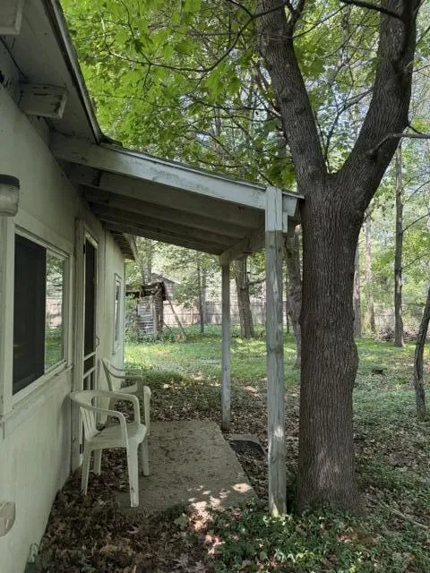 10532 Oak Street Irons, MI 49644