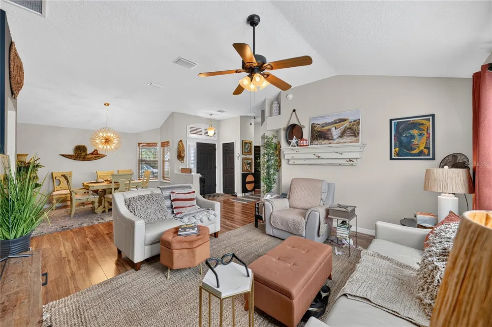 313 GONZALES PLACE Lady Lake, FL 32159