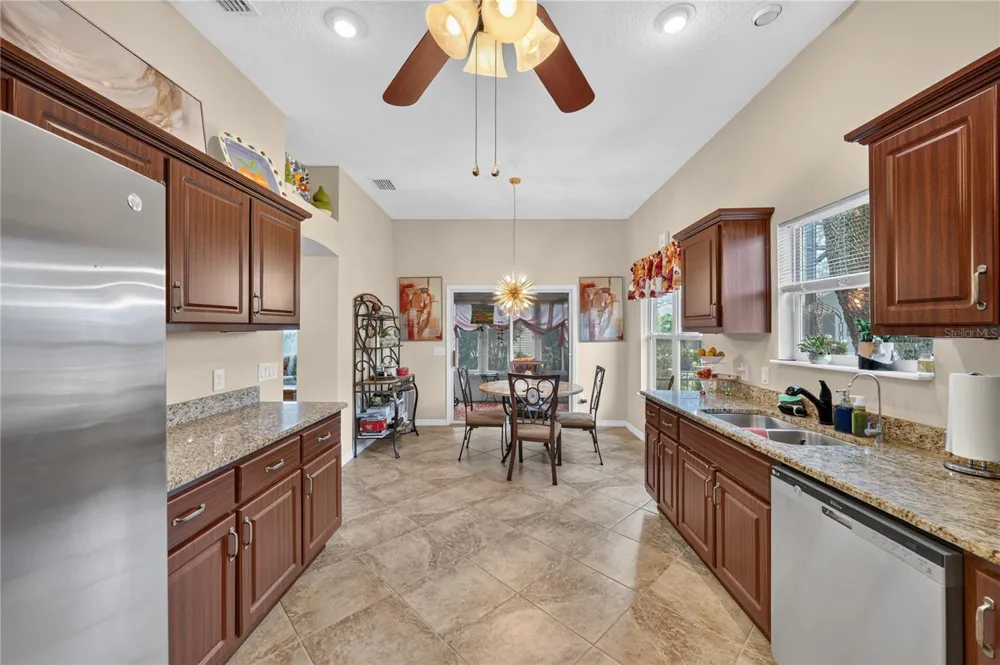 313 GONZALES PLACE Lady Lake, FL 32159