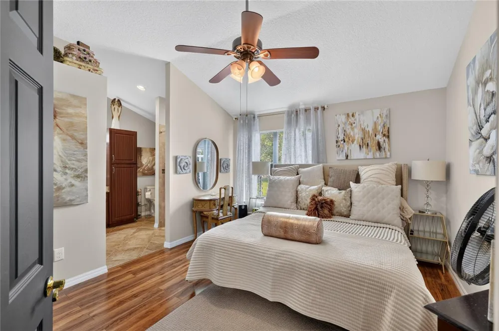 313 GONZALES PLACE Lady Lake, FL 32159