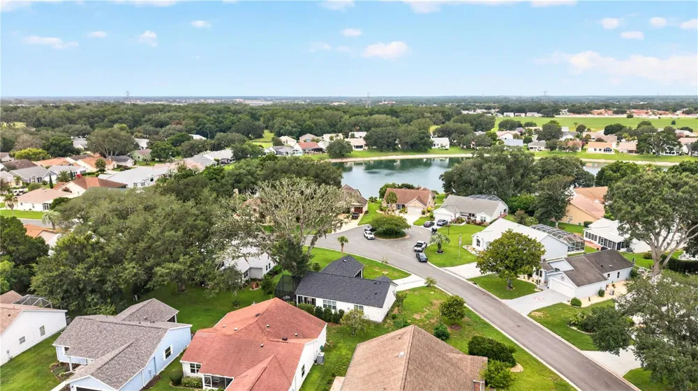 313 GONZALES PLACE Lady Lake, FL 32159
