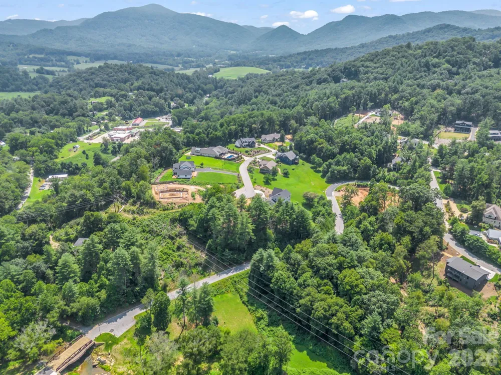 50 Erin Glen Court Fairview, NC 28730