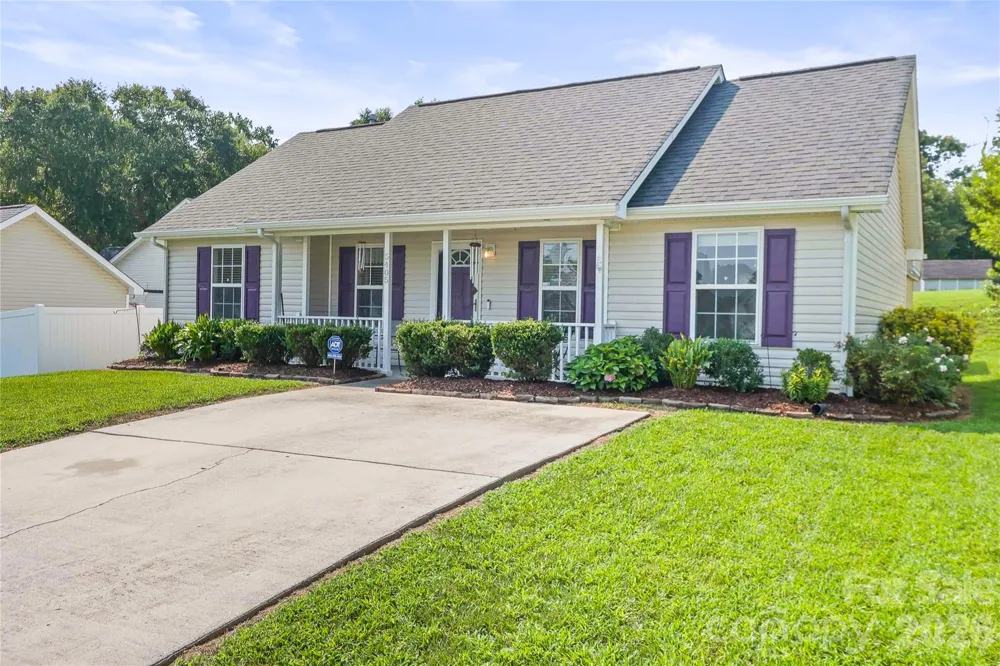 5405 Katherine Court Dallas, NC 28034
