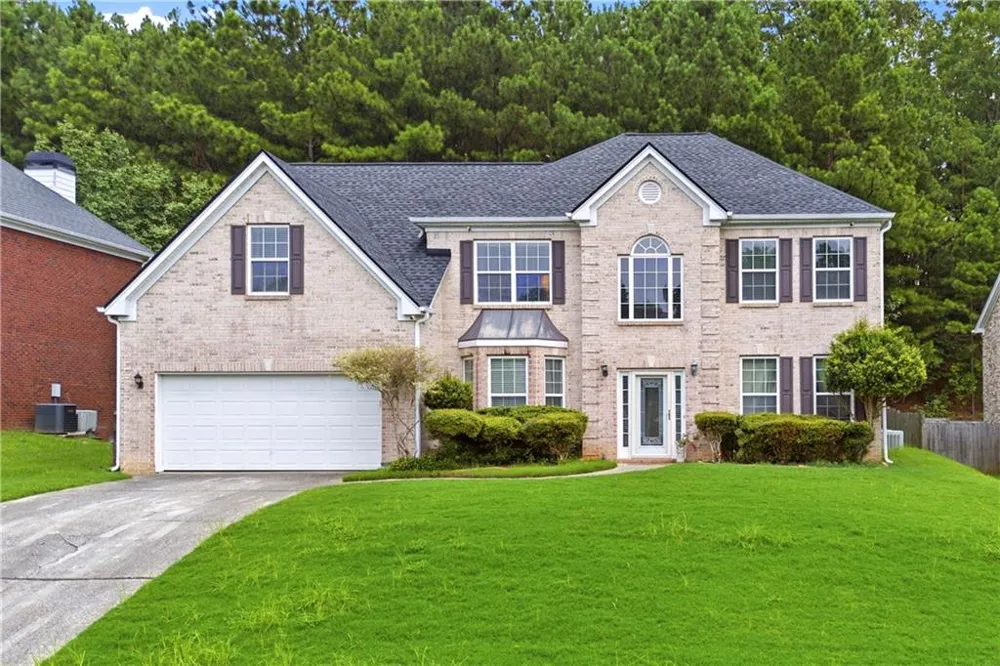 3032 MockingBird Lane East Point, GA 30344