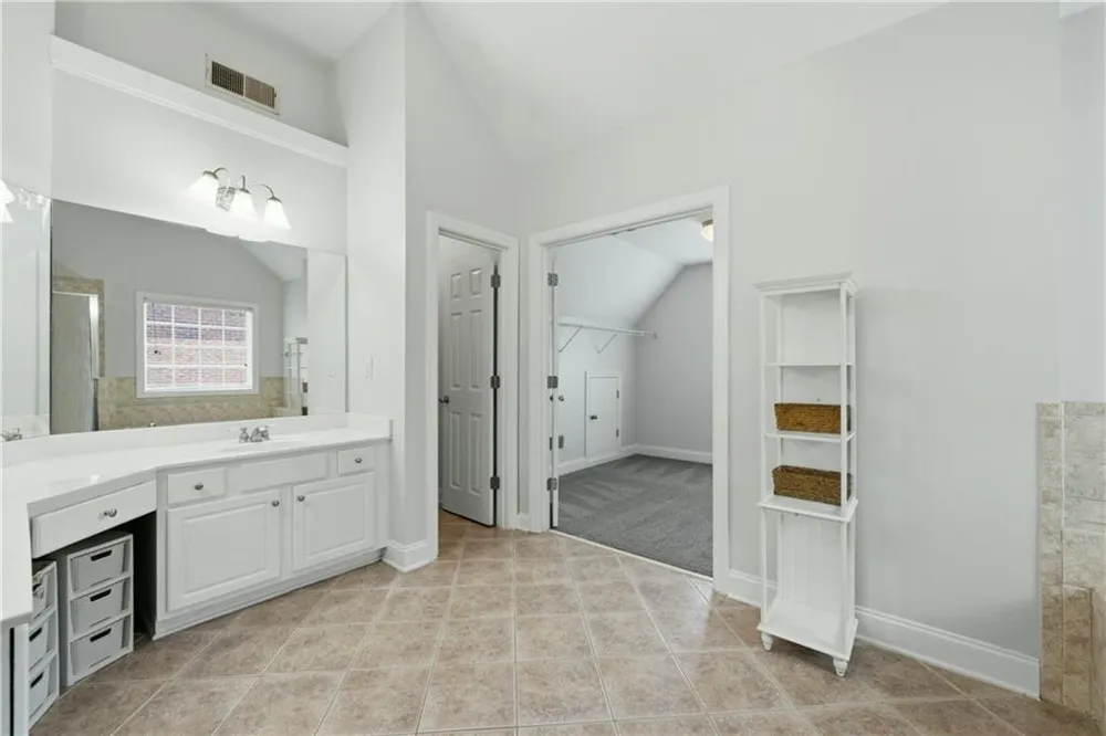 3032 MockingBird Lane East Point, GA 30344