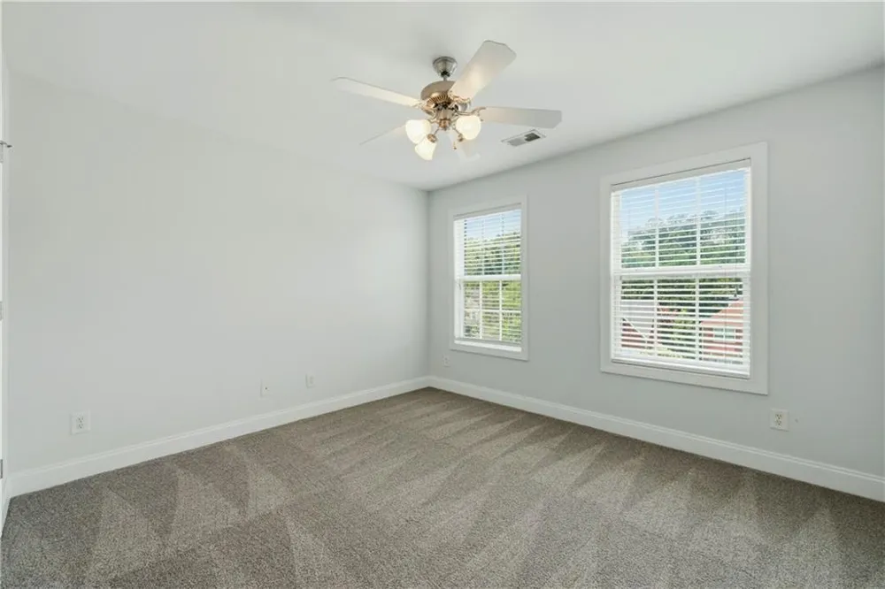 3032 MockingBird Lane East Point, GA 30344