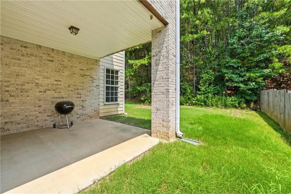 3032 MockingBird Lane East Point, GA 30344
