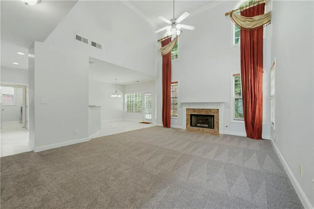 3032 MockingBird Lane East Point, GA 30344