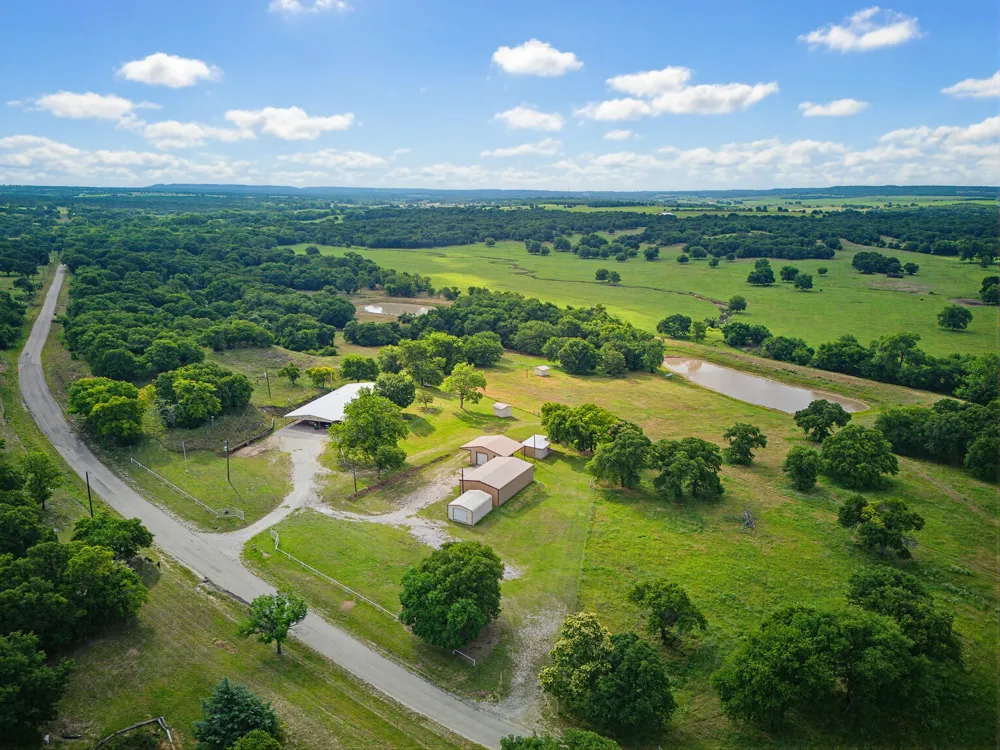1857 Old Bonita Road Nocona, TX 76255