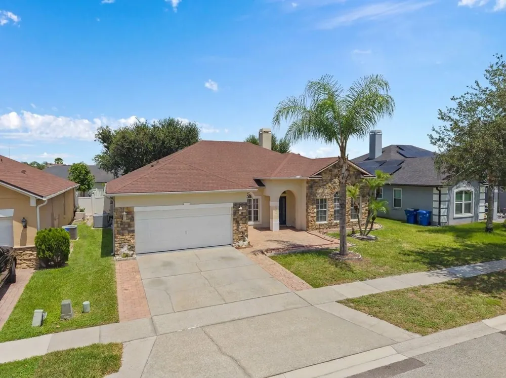 13821 AMBERLEIGH ROAD Orlando, FL 32837