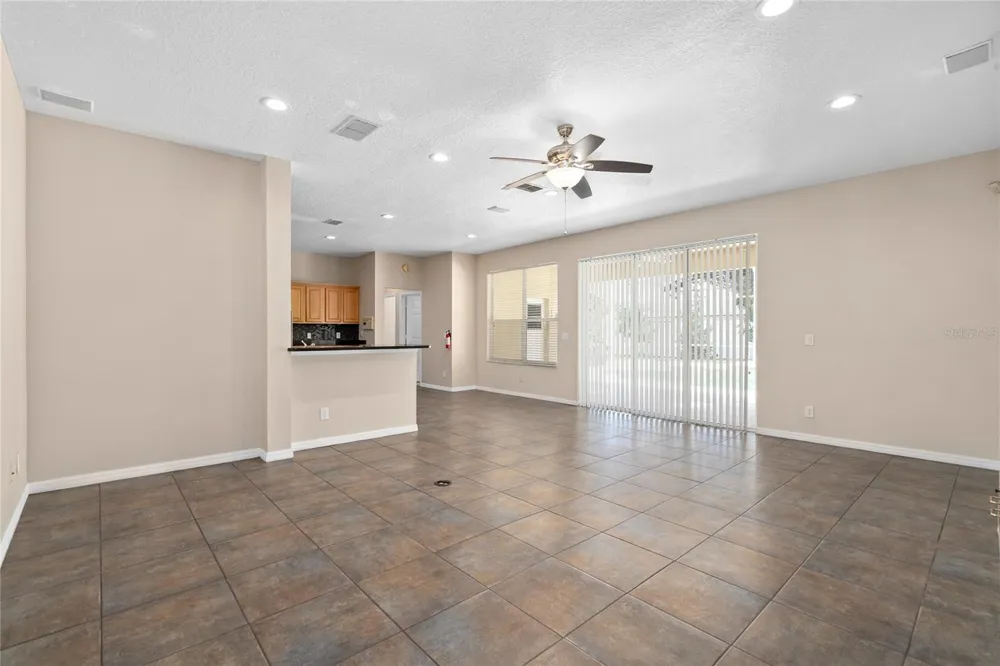 13821 AMBERLEIGH ROAD Orlando, FL 32837