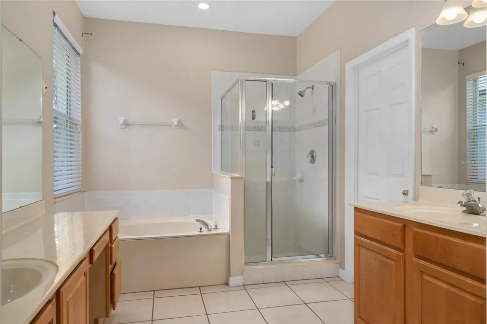 13821 AMBERLEIGH ROAD Orlando, FL 32837