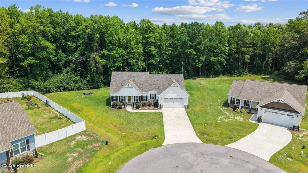 111 Oakbridge Way Pikeville, NC 27863