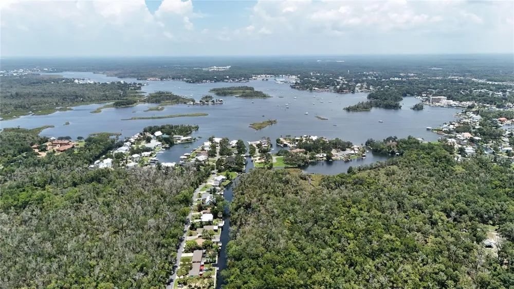 9981 W FANWOOD LANE Crystal River, FL 34429