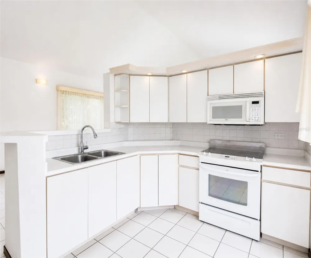 160 CAMINO DE LAS POMARROSAS URB. HACIENDA SABANERA Cidra, PR 00739